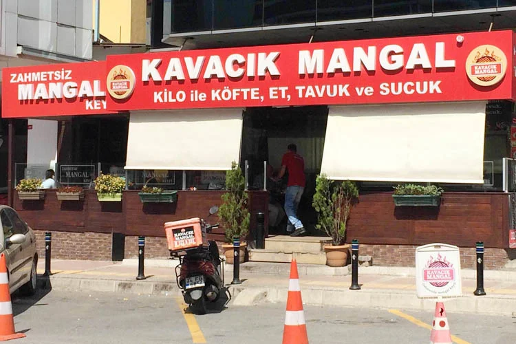 Beykoz'un sevilen işletmelerinden Kavacık Et Mangal'da cuma kampanyası başladı.