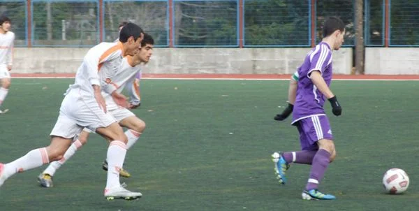 Kavacıkspor mücadele ettiği Süper Amatör Lig’den, maddi nedenler dolayısıyla çekildi.