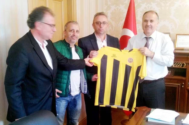 TMVFL Marmara 1. Grubu’nda  mükemmel geçirerek, namağlup şampiyon olan