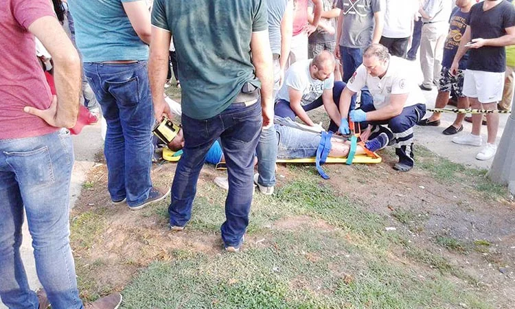 Beykoz’da Merkez’de akşam saatlerinde meydana gelen trafik kazasında 1’i ağır