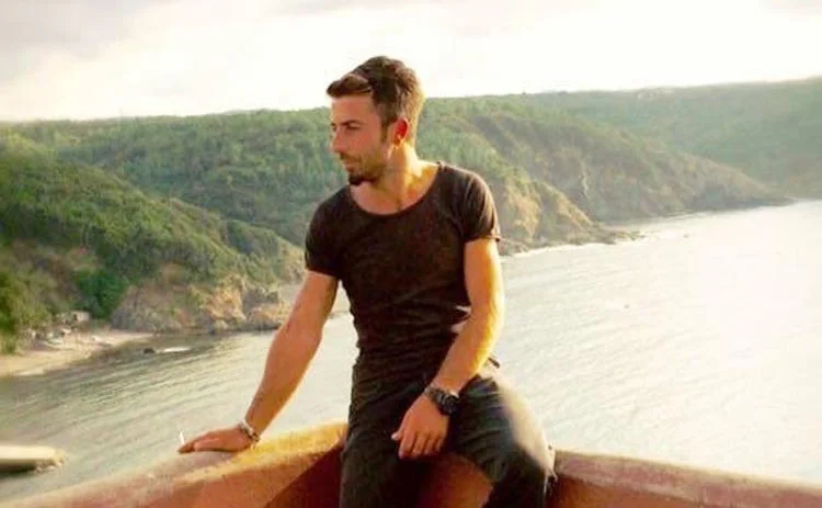 kaza riva 5 W3e88hc c9