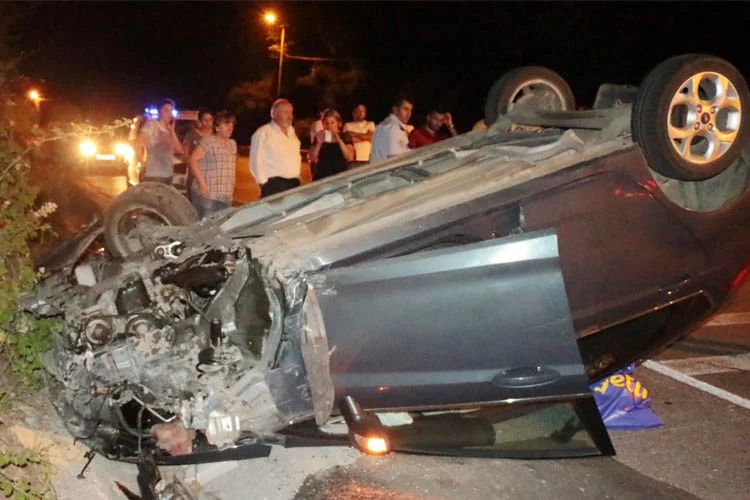 Beykoz Çavuşbaşı Çengeldere Mevkii'nde sabaha karşı meydana gelen trafik kazasında