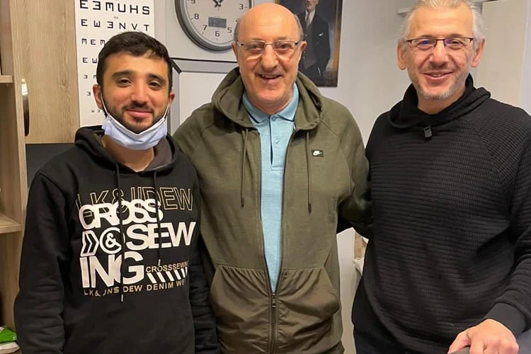 CHP İstanbul Milletvekili İlhan Kesici, Beykoz Görele mahallesindeki Sağlık Ocağı’nda