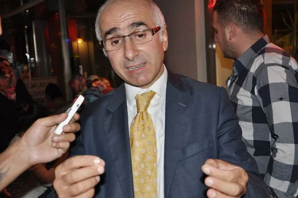 Dış Politika Derneği Başkanı Avukat Kemal Kaya, 100 kişiyi aşkın