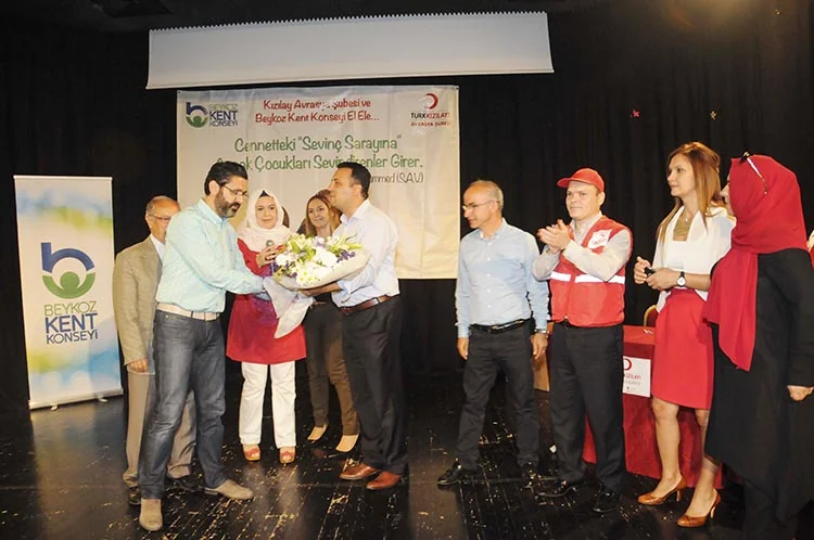 Beykoz Kent Konseyi’nin, Beykoz Kızılay’ı dururken, başka şubelerle işbirliği yapması
