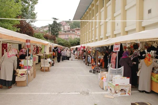 Yurt öğrencilerine destek sağlamak amacıyla her yıl geleneksel olarak kurulan