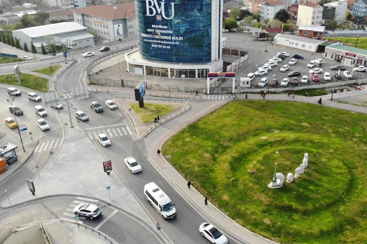 İçişleri Bakanlığının tam kapanma konulu genelgesiyle uygulanmaya başlanan sokağa çıkma