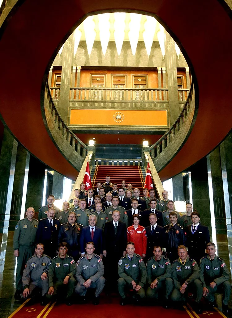 komutan 3 9oJv81Zt0T