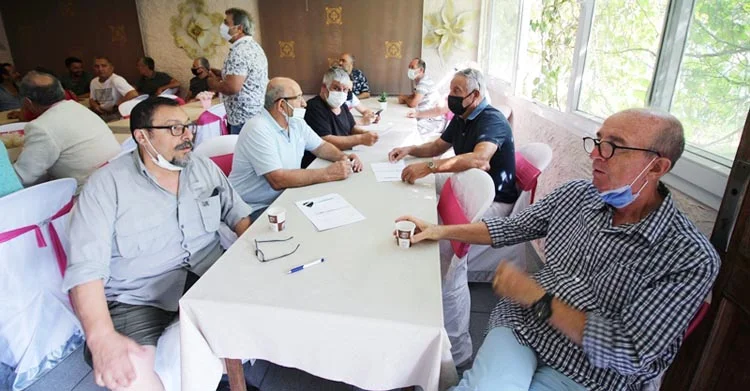 konhgre 4 PgbEF6RfP3