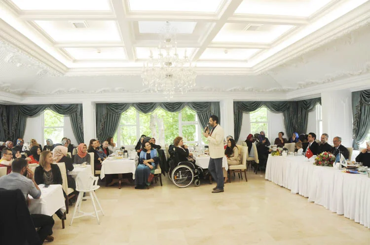 konsey annele FqufFFkOLZ