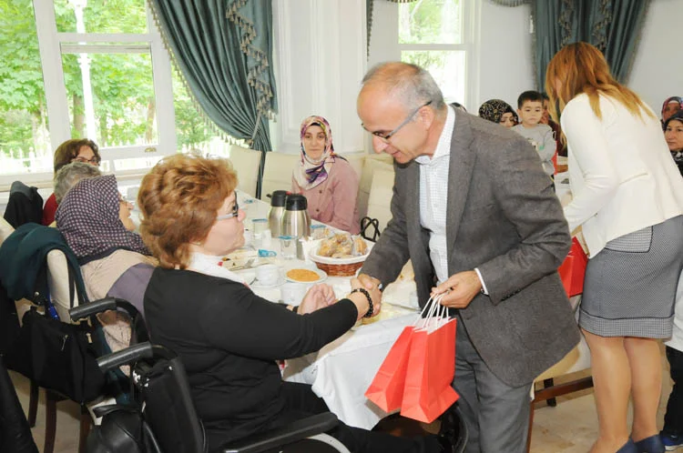 konsey anneler 8 UjBqUMz8Mz