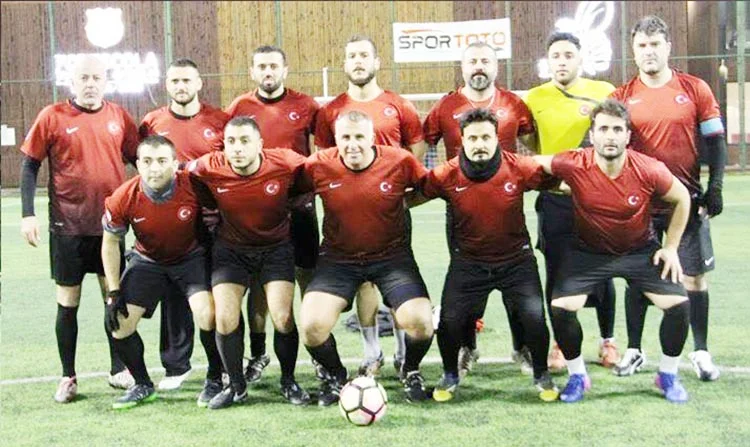 İstanbul'daki Konsolosluklararası Dostluk Turnuvası Final maçında Azerbaycan Takımını 4-2 mağlup