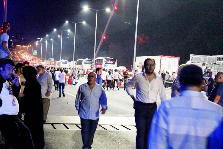 Beykoz'da köprü kapatanlar hesap veriyor 2