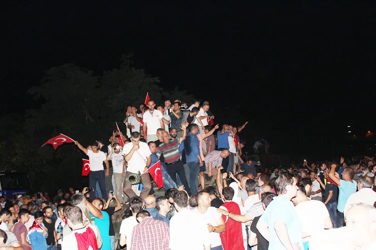 Beykoz'da köprü kapatanlar hesap veriyor 1 kopru kapatanlar 1 44vRjYqRgv