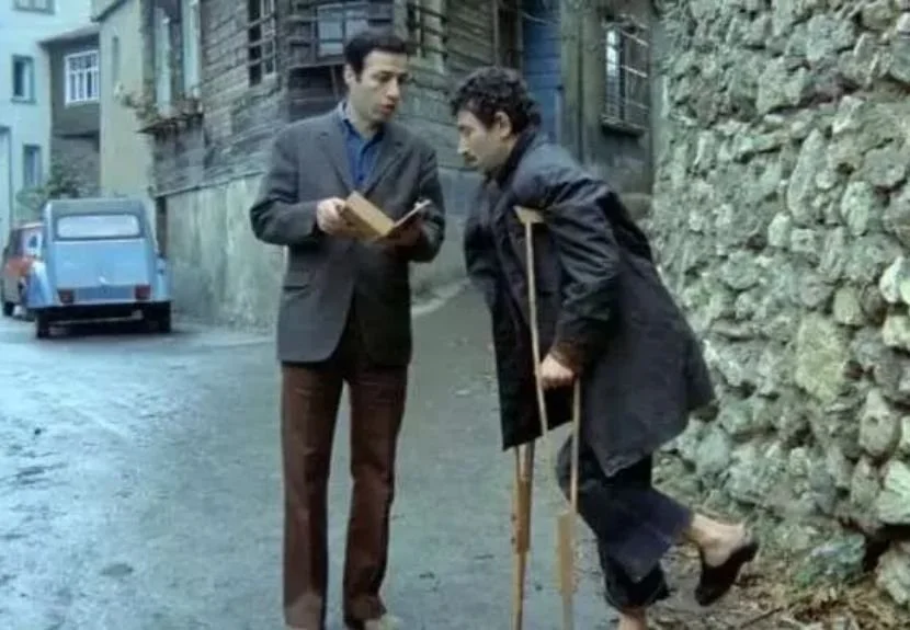 Mülayim'in hayatının ona yakında öleceği haberiyle değişen hayatını anlatan 1979