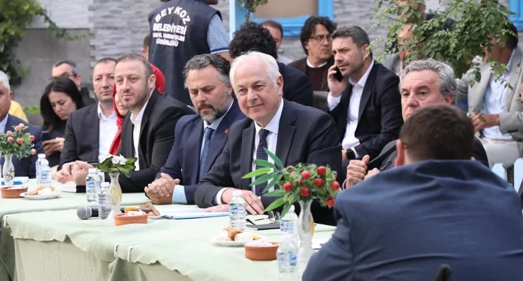 Beykoz Belediye Başkanı Alaattin Köseler, Anadolu Kavağı halkıyla bir araya