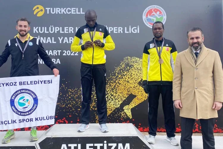Son aylarda bir biri ardında Atletizm / Kros yarışlarında başarılı