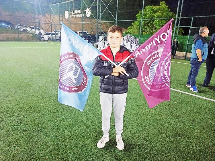 Beykoz İshaklıspor Mahallesinde kupa töreni 5 kupa