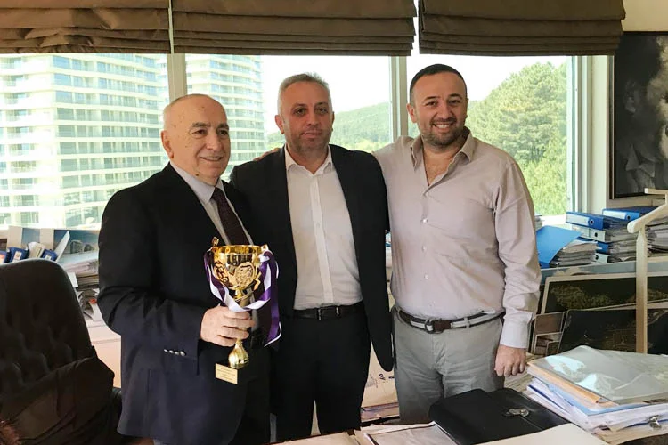 TFF 3'ncü Lige yükselme başarısı gösteren Artvin Hopaspor, şampiyonluk sevincini