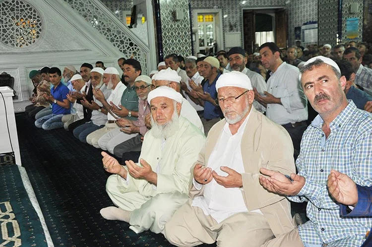 kurban bayr dgiPdo8pG