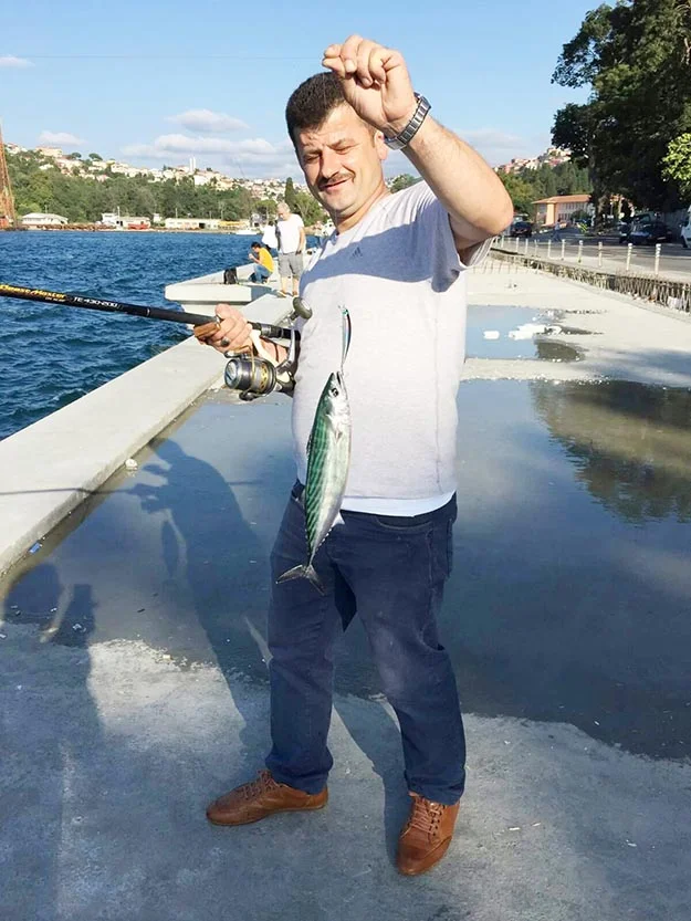 Beykoz'un usta kasapları Muzaffer Hayri Kolcu ve Ali Evlimen, kurban