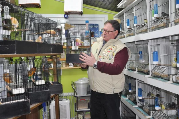 Doğma büyüme Beykozlu olan Hakan Karadenizli, tam 40 yıldır kuş