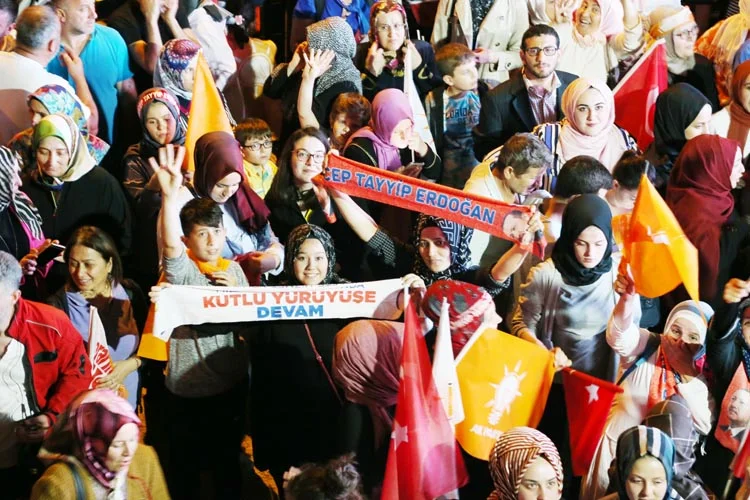 kutlama ak parti 14 kMlPmWF33Q