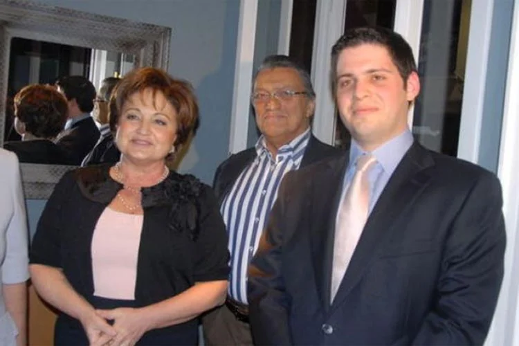 Beykoz Konakları'nda oturan Eski Başbakan Mesut Yılmaz'ın oğlu Mehmet Yavuz