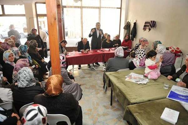 Beykoz Belediye Başkanı Yücel Çelikbilek’in mahalleleri hanımların gözünden dinlediği “Mahalleler