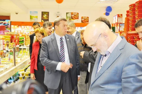 Paşalı Marketler Zinciri bünyesine bir halka daha ekledi. Çavuşbaşı, Beykoz