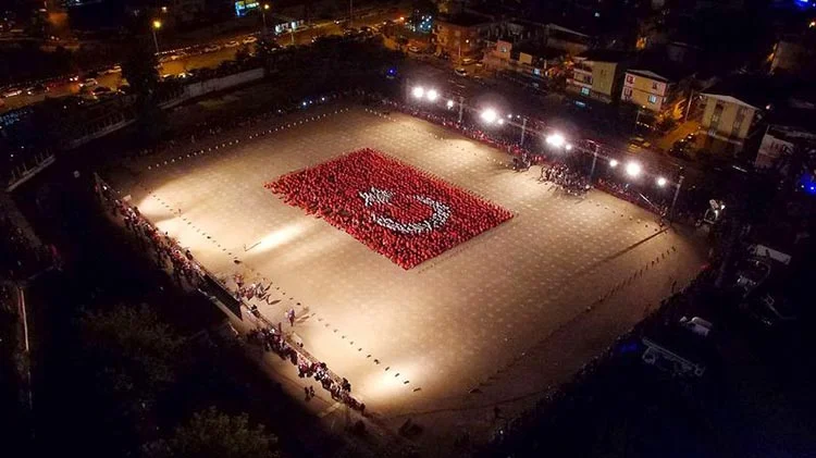 Resmi ve özel kuruluşların 15 Temmuz Şehitleri için organize ettiği