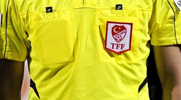 Bu hafta oynanacak amatör maçlara hakemler on dakika geç çıkacak.