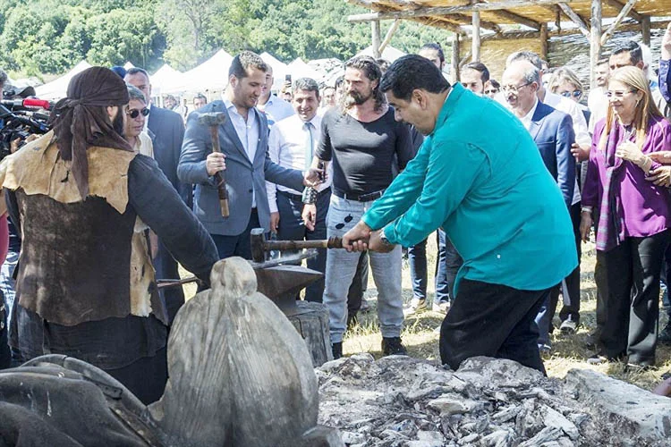 Başkan Erdoğan'ın 'Göreve Başlama Töreni' için Türkiye'ye gelen Nicolas Maduro,