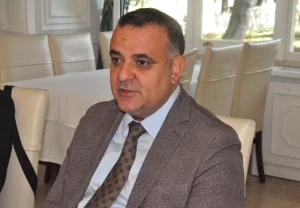 CHP Beykoz İlçe Başkanı Mahir Taştan, Beykoz Belediyesi'nin restoran ve