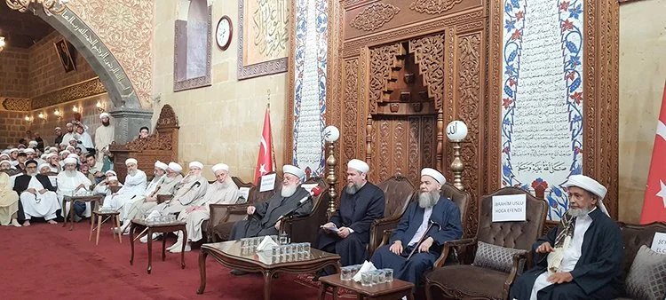 Beykoz Çavuşbaşı’ndaki dergâhında Merhum Mahmut Ustaosmanoğlu Efendi için düzenlenen anma