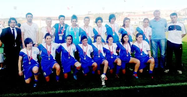 Ve Marmara Üniversitesi Bayan Futbol Takımında 2 sezonluk hasret sona