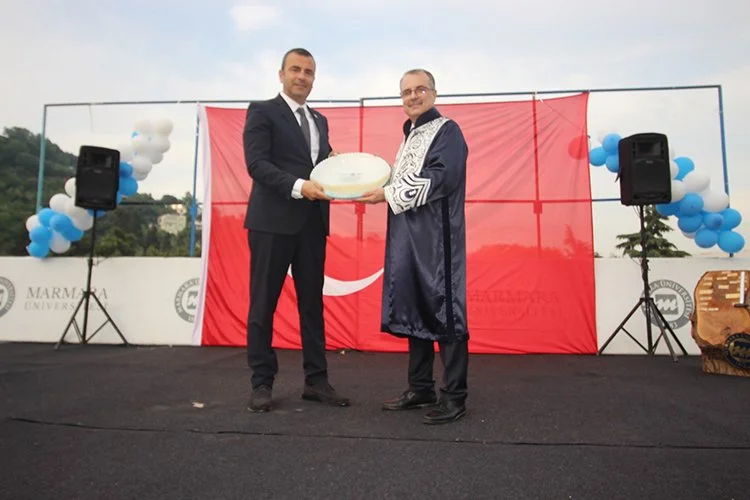 Marmara Üniversitesi Beykoz mezunlarını uğurladı 4 marmara 3 8vnibkaebM