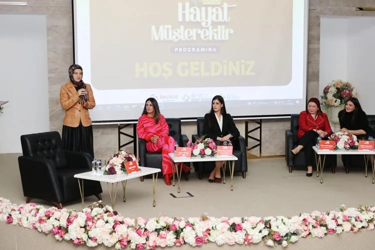 mart kadin beyk hc7jk6YWfK