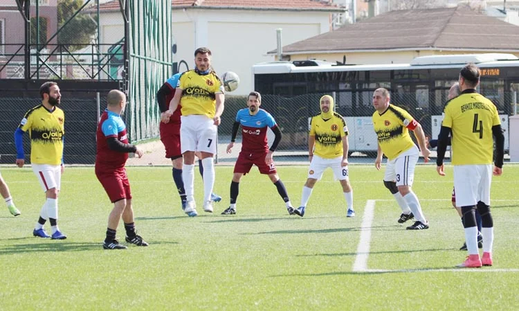 mas can 2 6gfCCiAKm2