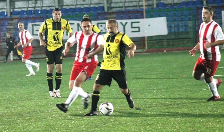 Türkiye Veteranlar Futbol Ligi Marmara 1. Grup ilk hafta karşılaşmasında