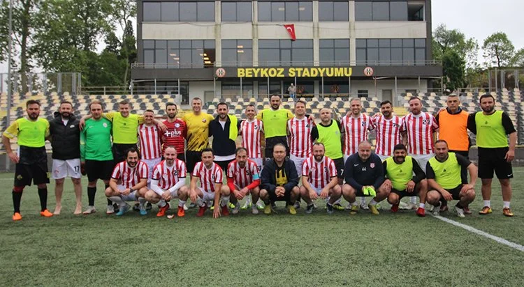 Beykoz Stadı hafta içinde ilçenin 2 masterler Takımının mücadelesine sahne