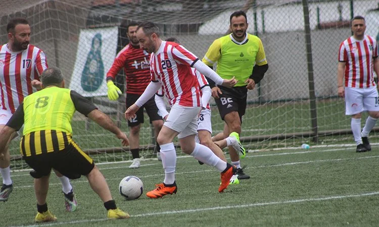 Beykoz’un iki masterler takımı karşılaştı 2 master haber 2 jB1LTDyK94