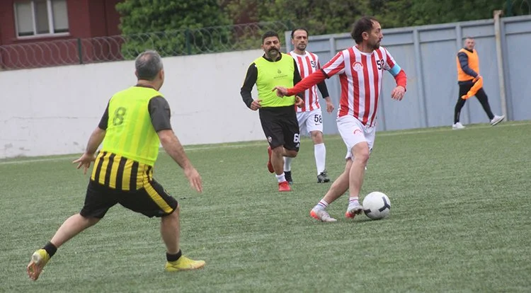 Beykoz’un iki masterler takımı karşılaştı 1 master haber 3 4LpiJe0Gpk