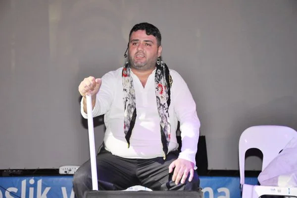 Beykoz Belediyesinin, belediye meydanında düzenlediği “Sevgi, kardeşlik ve paylaşma zamanı”