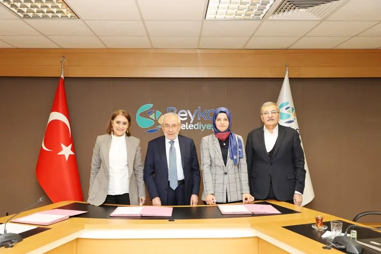 Beykoz’da öğrencilere, Türk kültürü ve medeniyetinin temel eserleri eşliğinde kitap