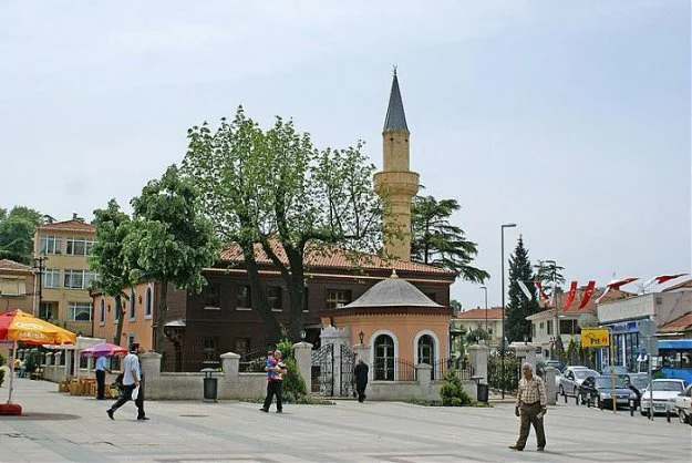 Beykoz Merkez Mahallesi'nde, 5393 sayılı Belediye Kanunu'nun 81. maddesi gereği