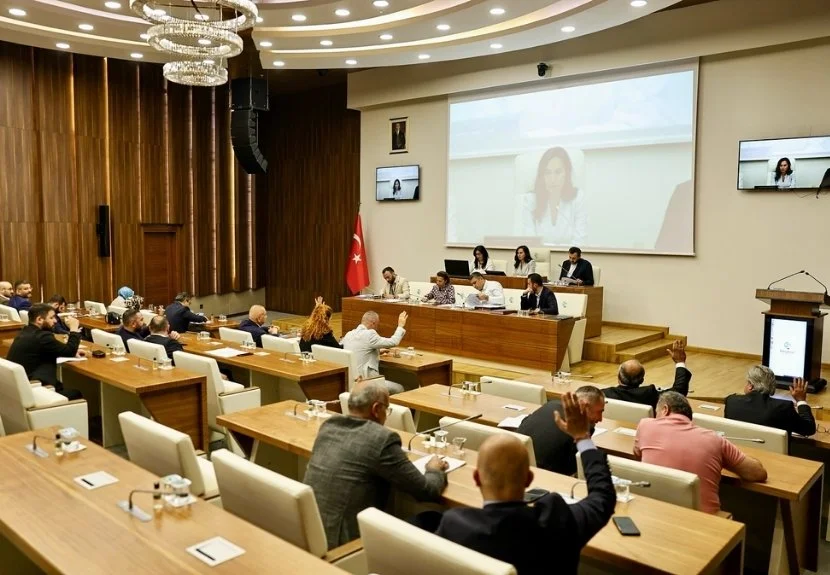 Beykoz Belediye Meclisi'ne yönetimin getirdiği teklifle belediyeye ait yaklaşık 22