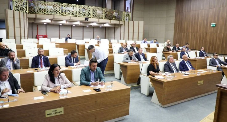 Alaattin Köseler'e kentsel dönüşüm yetkisi verildi 1 meclis5 yCowOZ6fQc