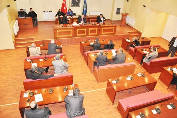 Belediye Meclis’inde Çubuklu gerginliği 3 meclis gerg 6ipQDotmd