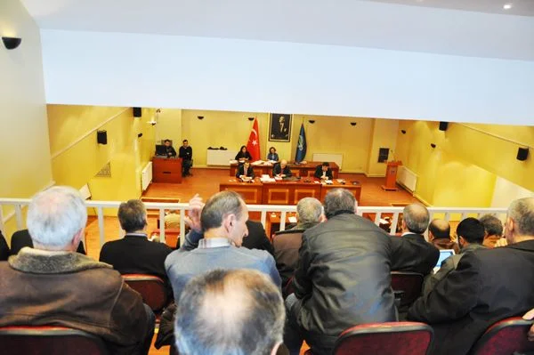 Belediye Meclis’inde Çubuklu gerginliği 1